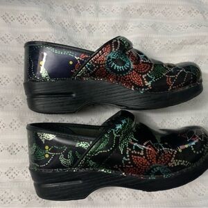 DANSKO floral black clogs, 39, 8-8.5